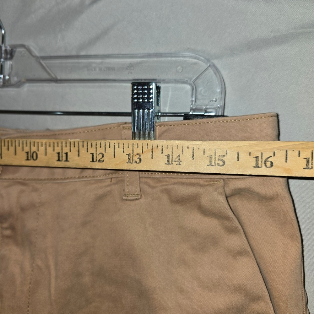 Banana Republic Chino Shorts 12 Women Tan Khaki Stretch Cotton Mid Rise Classic - Picture 2 of 7